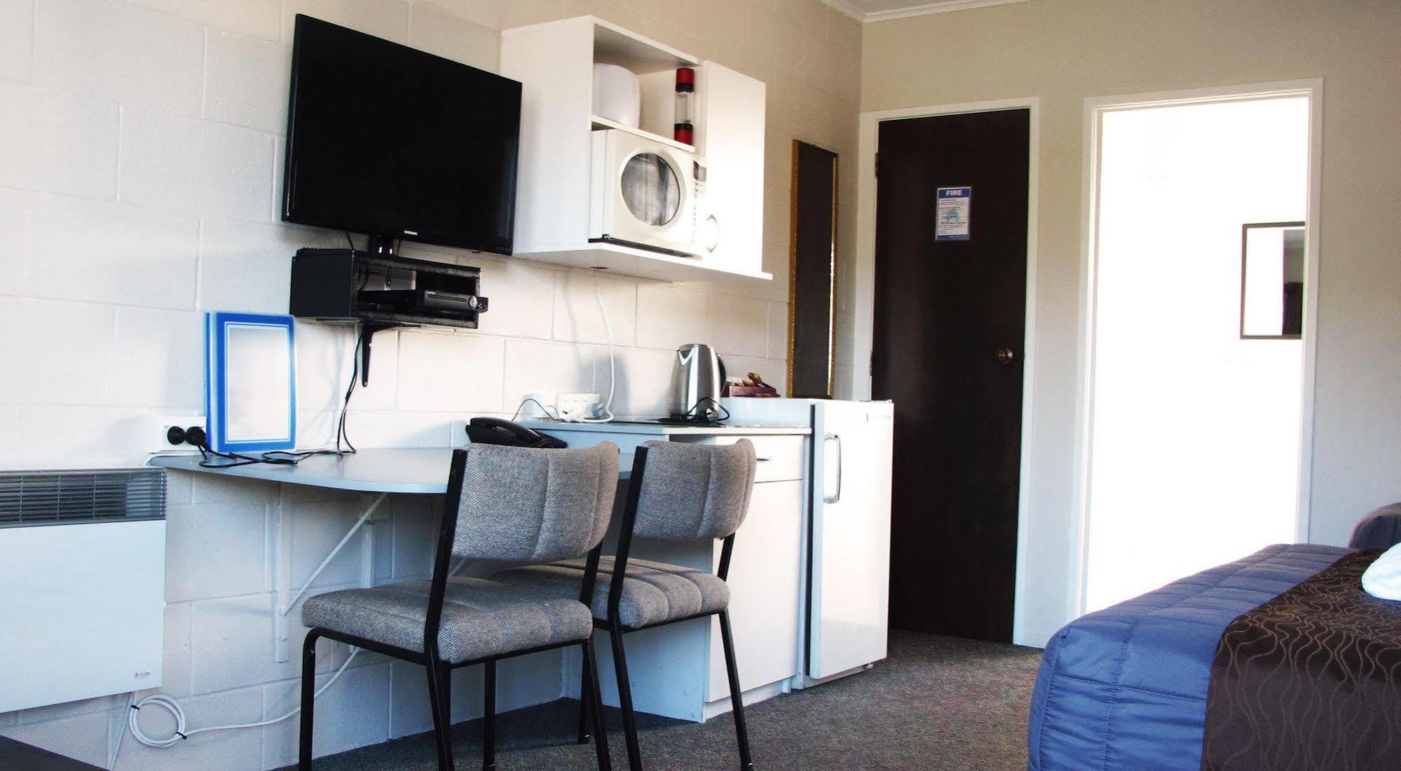 Fiesta Court Motel Уонгануи Экстерьер фото